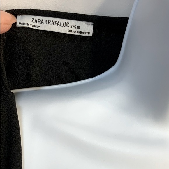 Zara Women’s Black Sleeveless Bodysuit - Picture 3 of 4